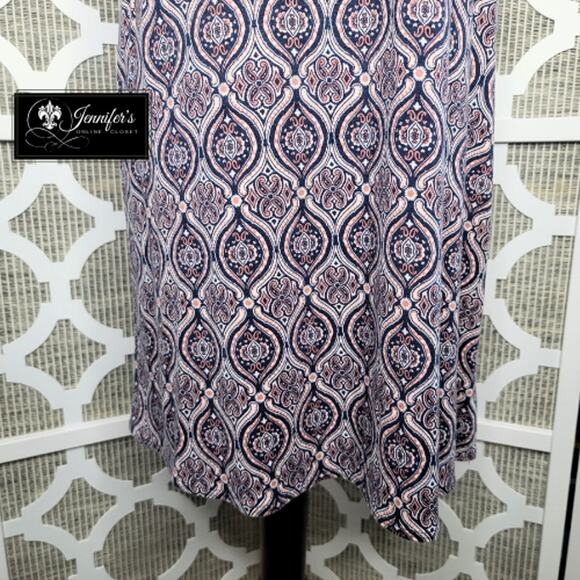 Aeropostale Women's Medallion Mock Neck Keyhole Sleeveless Dress Size M - Picture 5 of 9